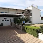 Maslina Апартаменты *