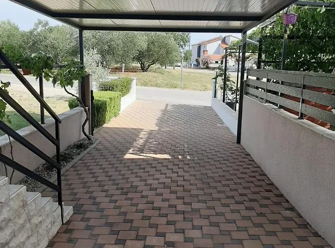 Maslina Apartment *