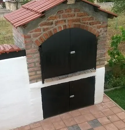 Maslina Biograd Na Moru