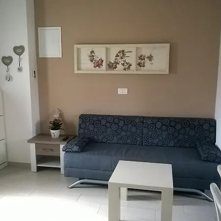Maslina דירה ביוגראד נה מורו